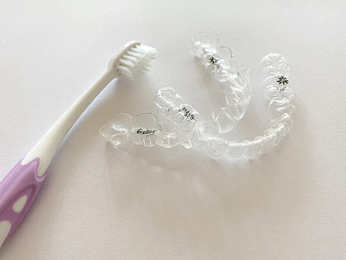 アライナーを外せば食べ物の制限がない